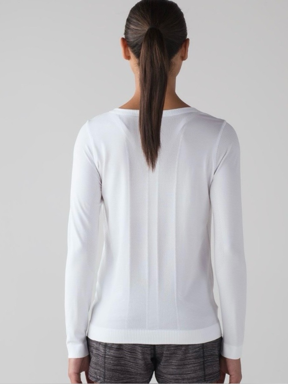 Lululemon Swiftly Tech Long Sleeve (Breeze) *Relaxed Fit Size 10 - Picture 2 of 14